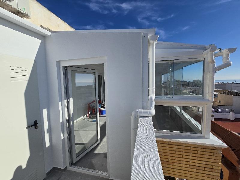 2 Bed, 1 Bath, ApartmentFor Sale, Torrevieja, Alicante