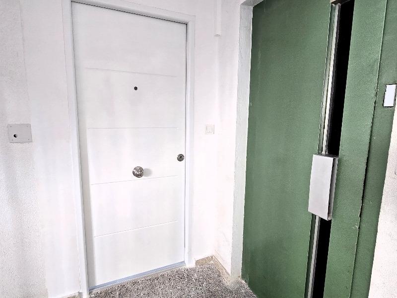 2 Bed, 1 Bath, ApartmentFor Sale, Torrevieja, Alicante