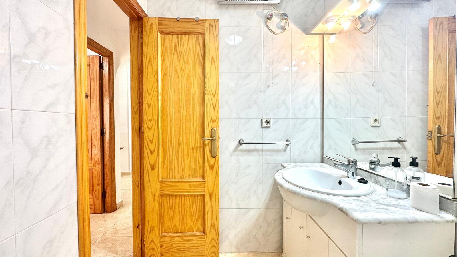 1 Bed, 1 Bath, ApartmentFor Sale, Torrevieja, Alicante