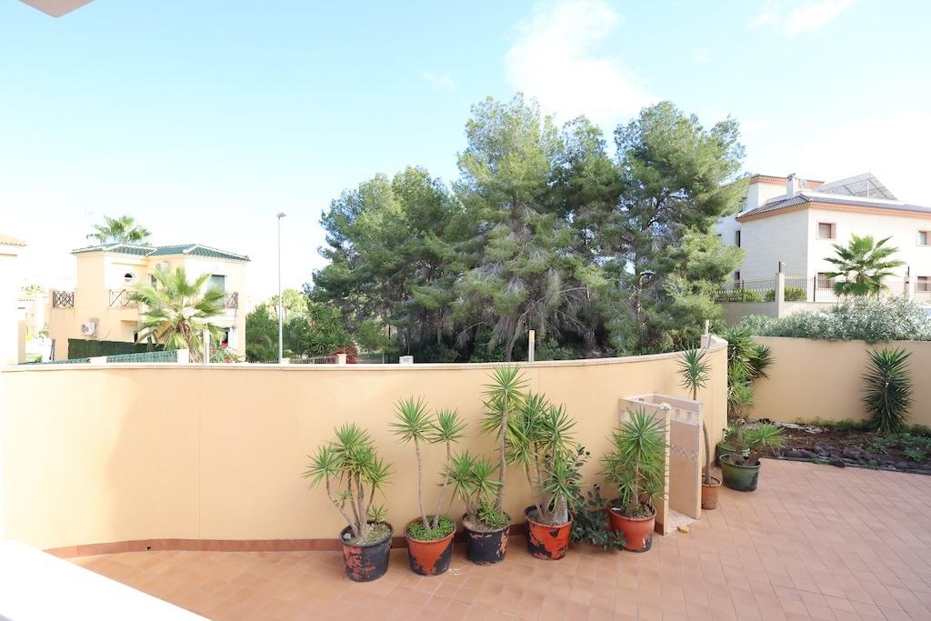 4 Bed, 2 Bath, HouseFor Sale, Orihuela Costa, Alicante