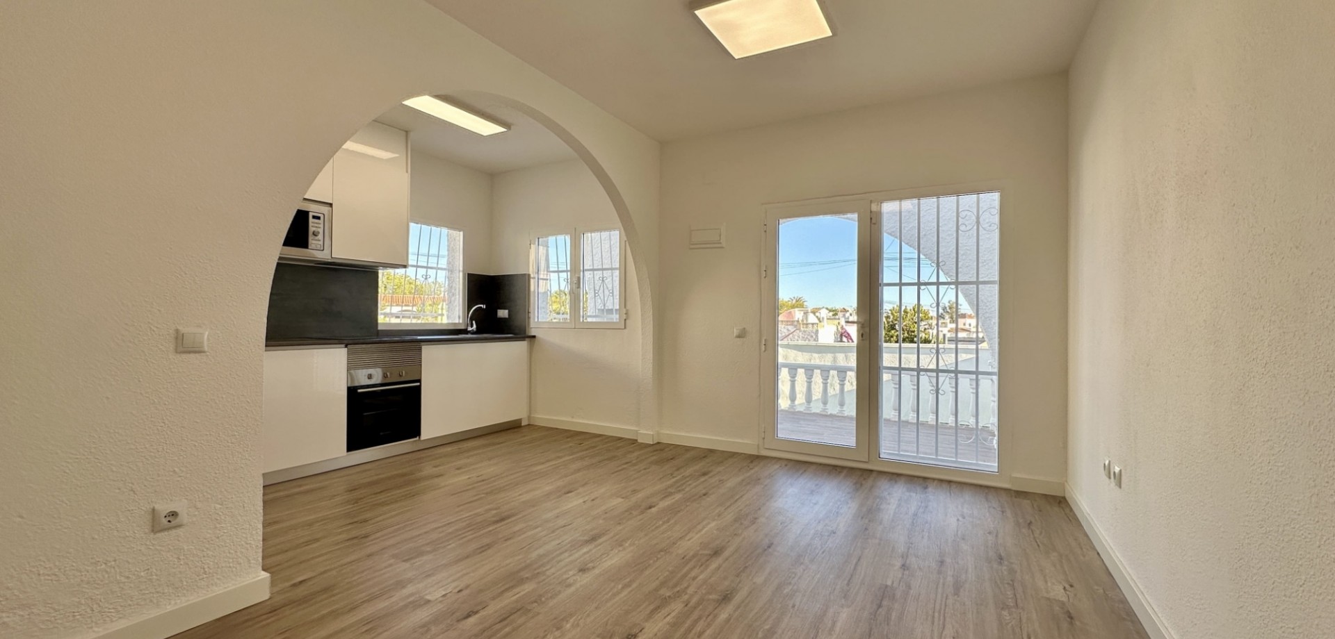 2 Bed, 1 Bath, HouseFor Sale, Orihuela Costa, Alicante