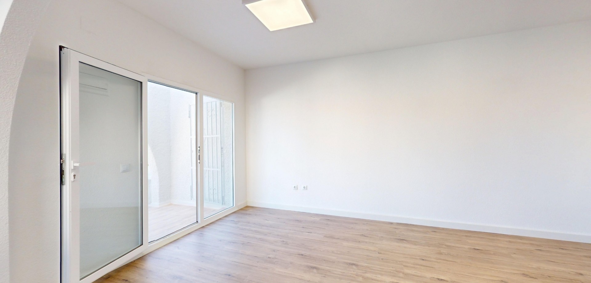 2 Bed, 1 Bath, HouseFor Sale, Orihuela Costa, Alicante