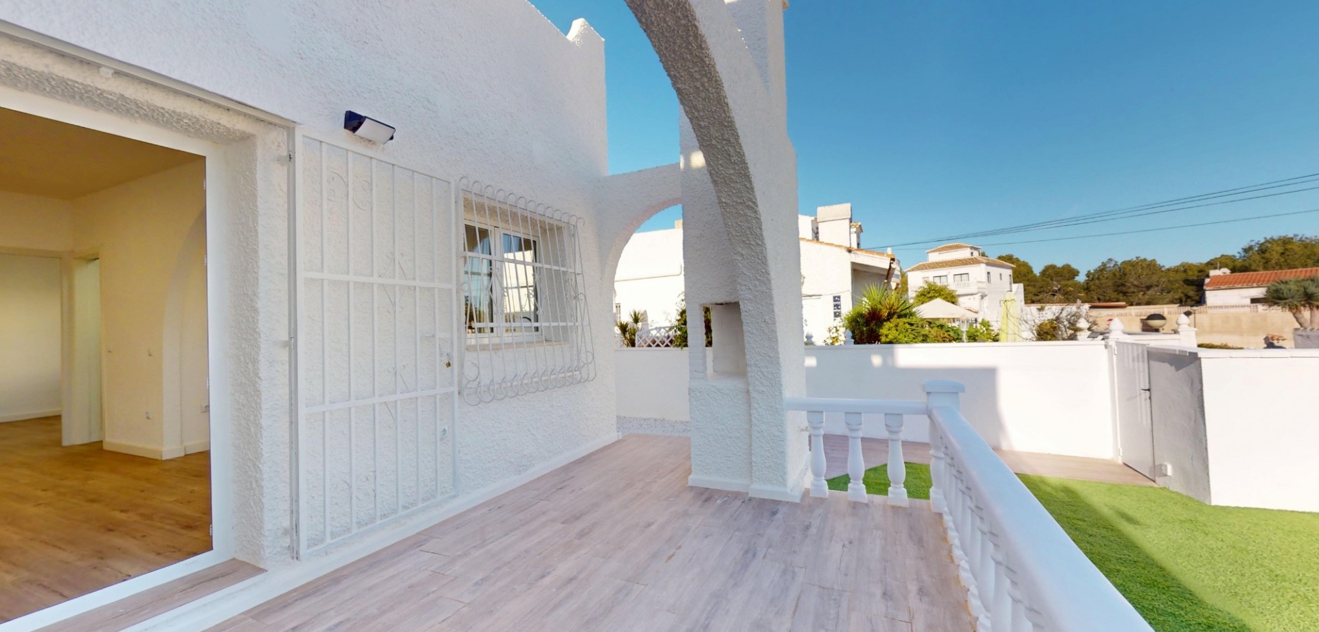 2 Bed, 1 Bath, HouseFor Sale, Orihuela Costa, Alicante