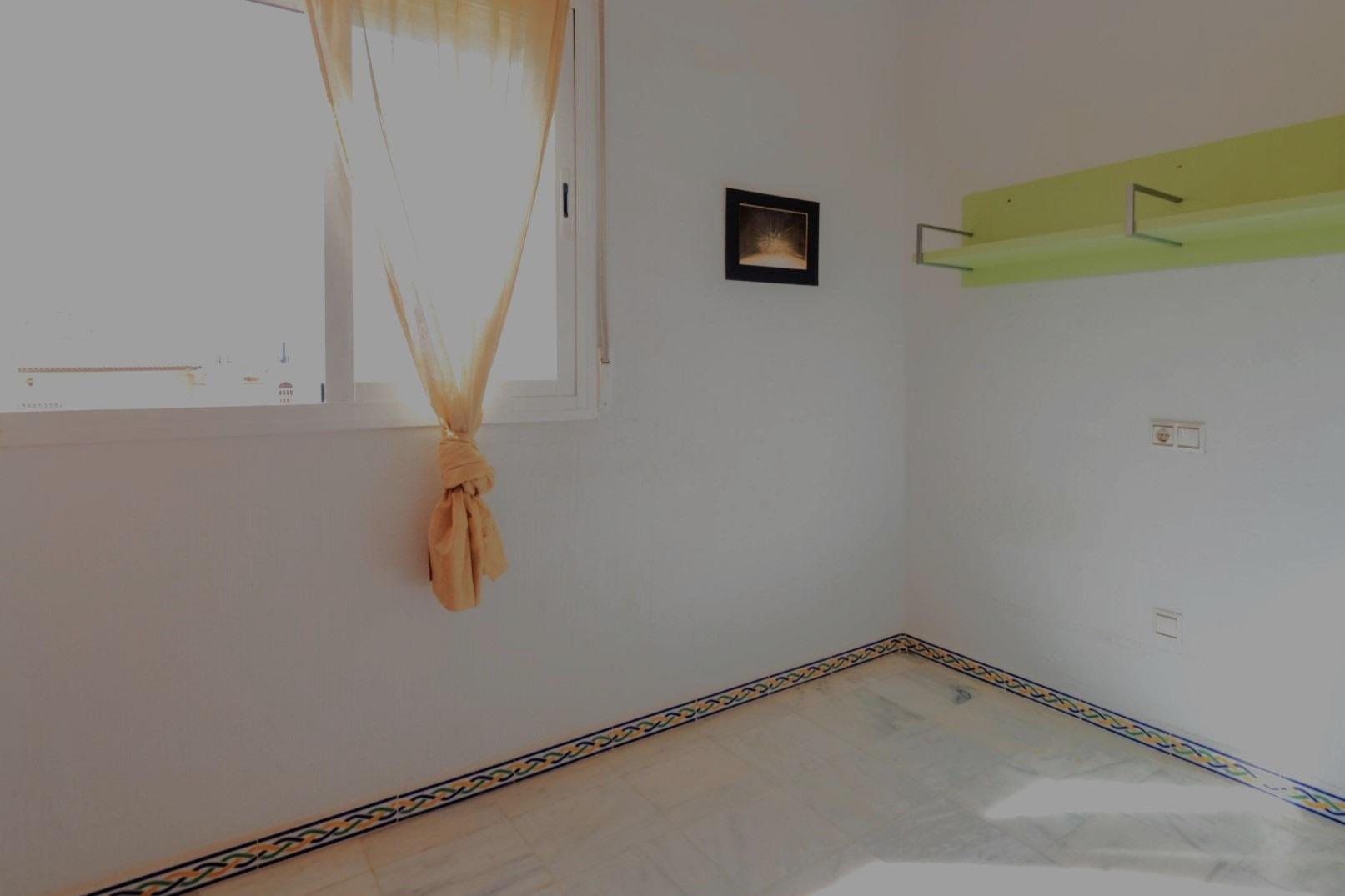 3 Bed, 2 Bath, ApartmentFor Sale, Torrevieja, Alicante