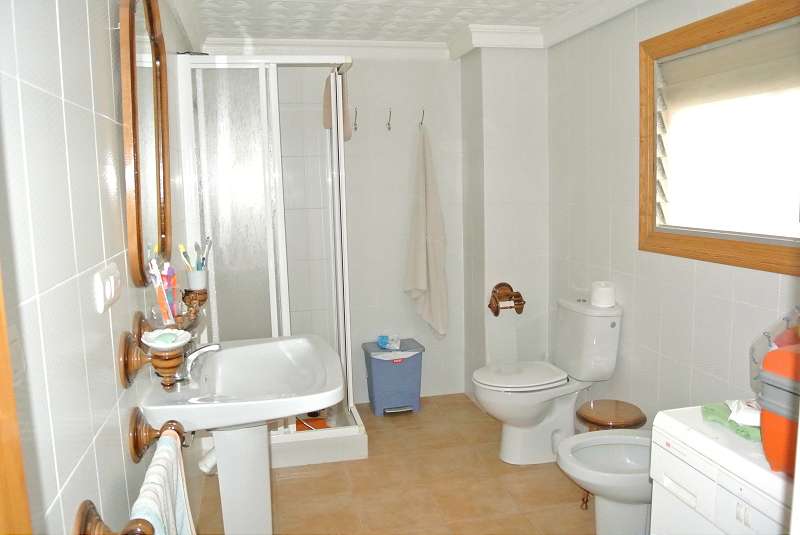 4 Bed, 1 Bath, HouseFor Sale, Monóvar/Monóver, Alicante