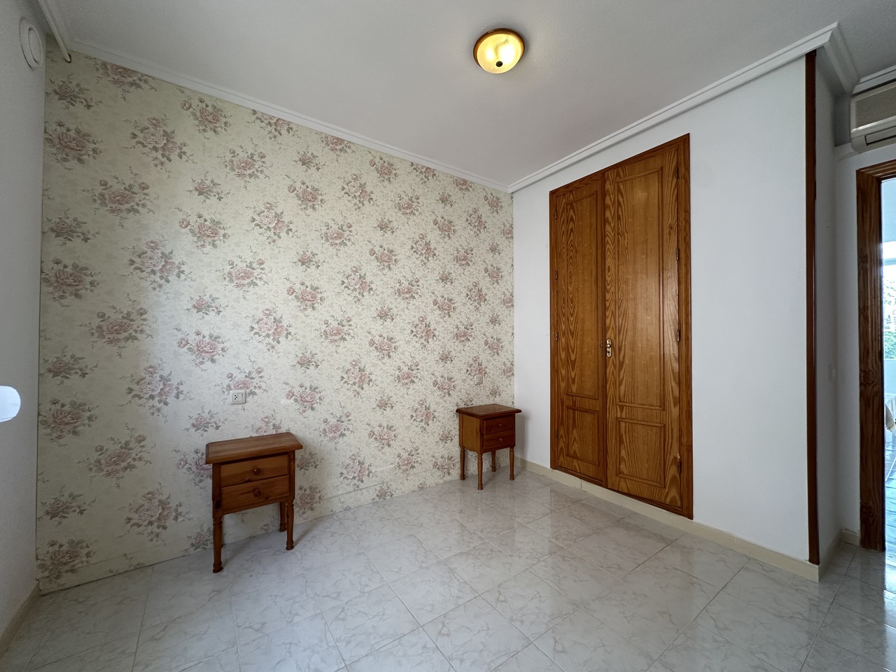 2 Bed, 1 Bath, ApartmentFor Sale, La Mata, Alicante