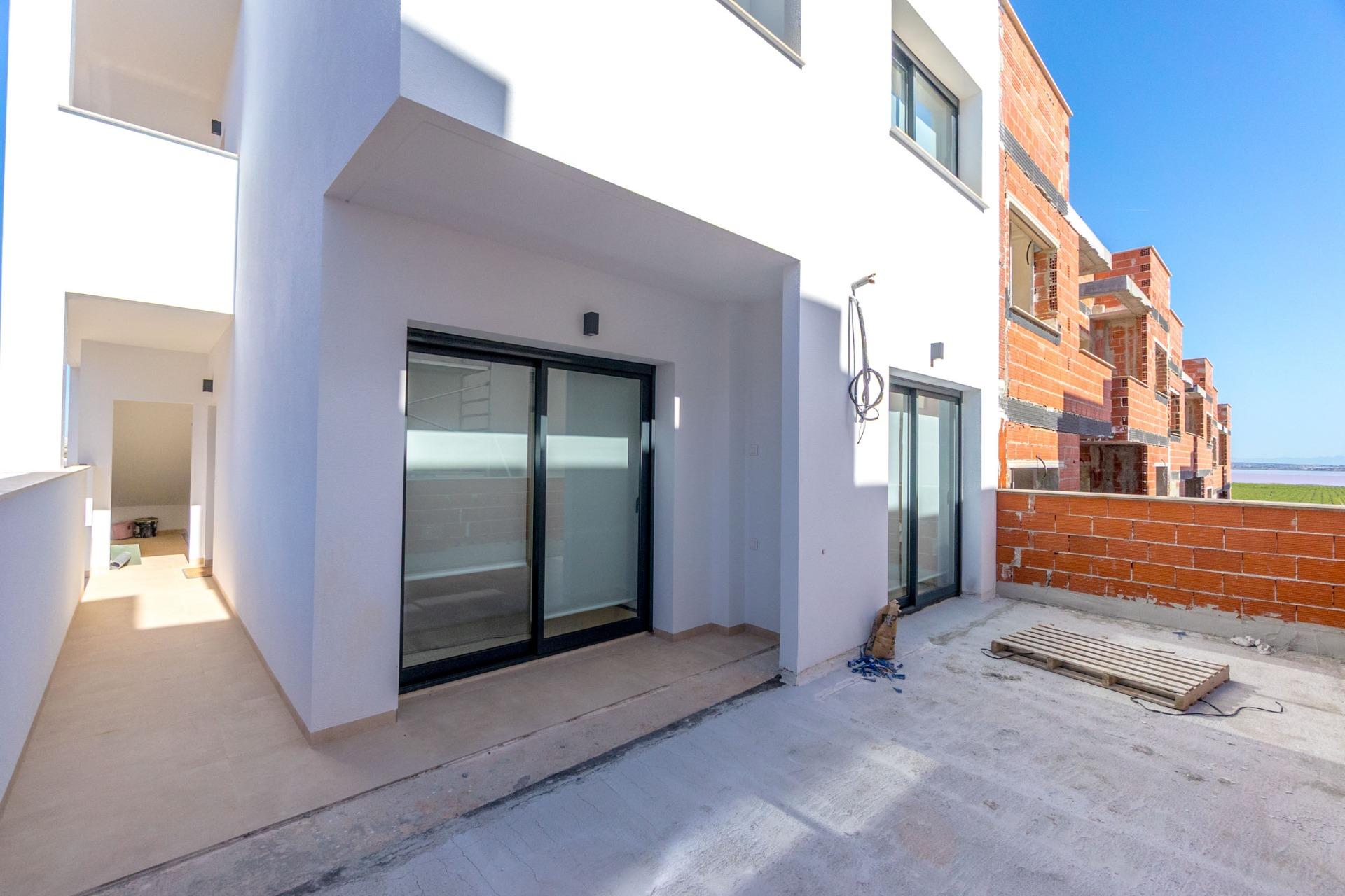 3 Bed, 2 Bath, HouseFor Sale, Torrevieja, Alicante