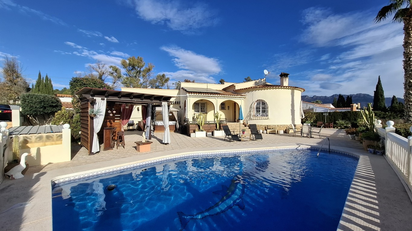 3 Bed, 2 Bath, HouseFor Sale, Alfaz del Pi, Alicante