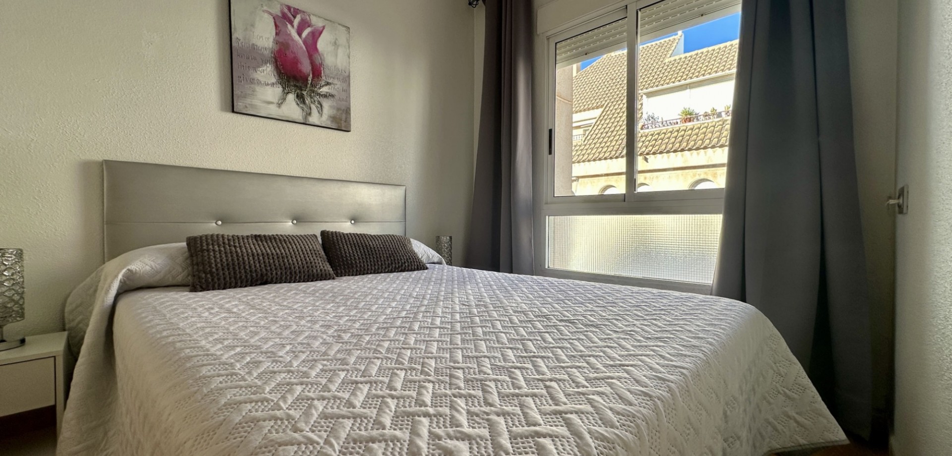 2 Bed, 1 Bath, ApartmentFor Sale, Torrevieja, Alicante