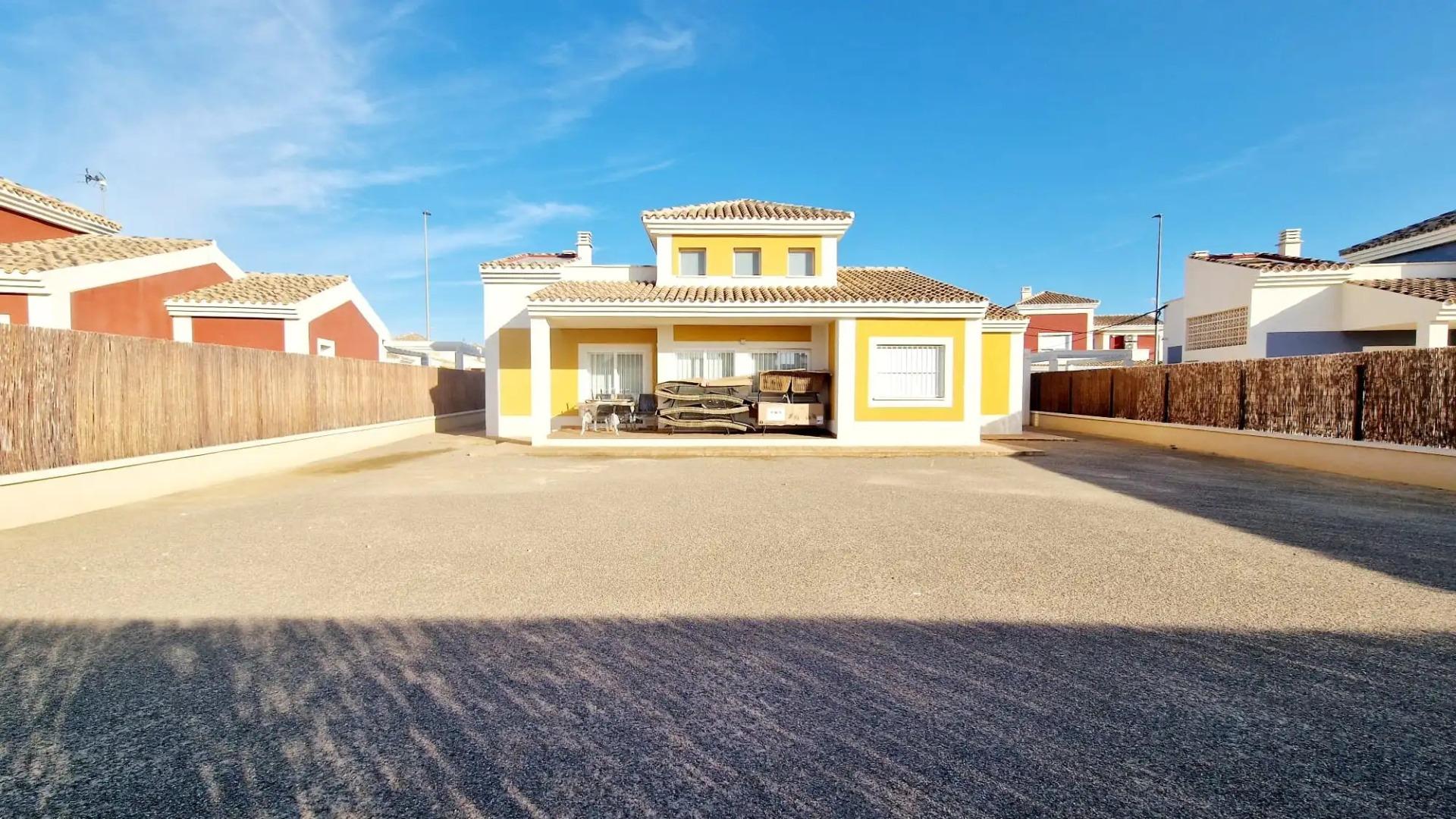 3 Bed, 2 Bath, HouseFor Sale, Lorca, Murcia