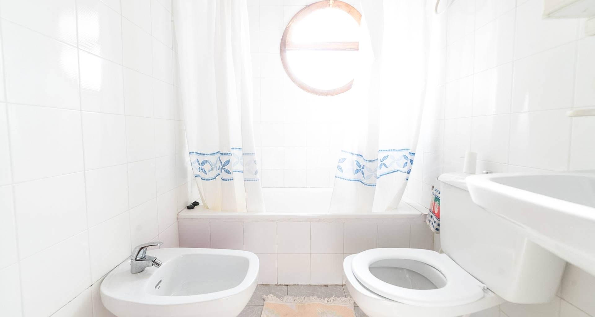 2 Bed, 2 Bath, HouseFor Sale, Torrevieja, Alicante