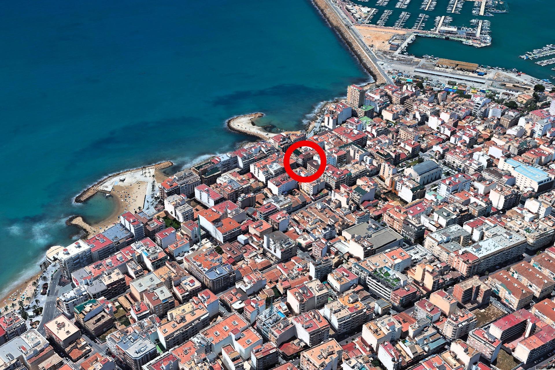 3 Bed, 1 Bath, ApartmentFor Sale, Torrevieja, Alicante
