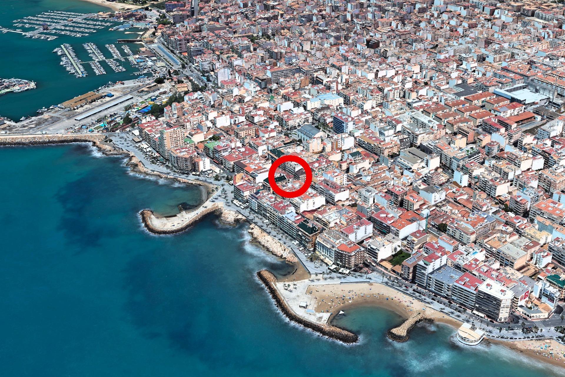 3 Bed, 1 Bath, ApartmentFor Sale, Torrevieja, Alicante