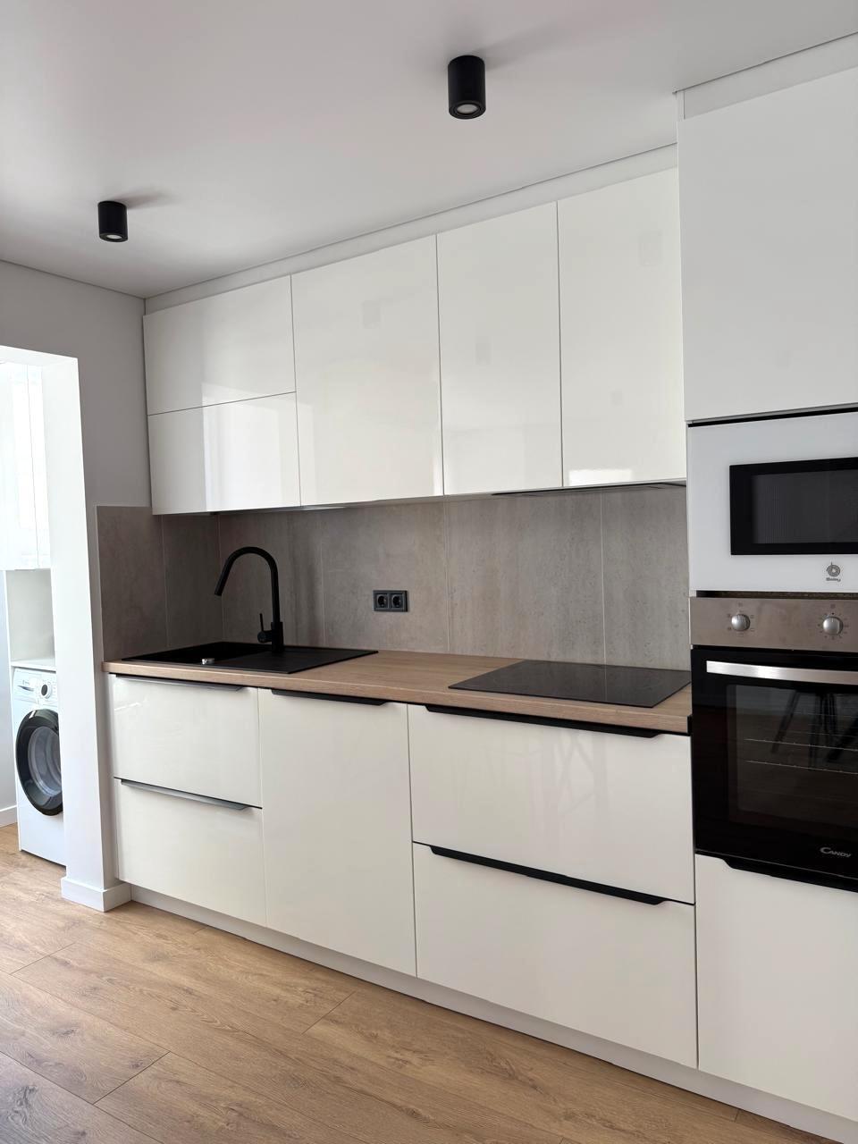 3 Bed, 1 Bath, ApartmentFor Sale, Torrevieja, Alicante