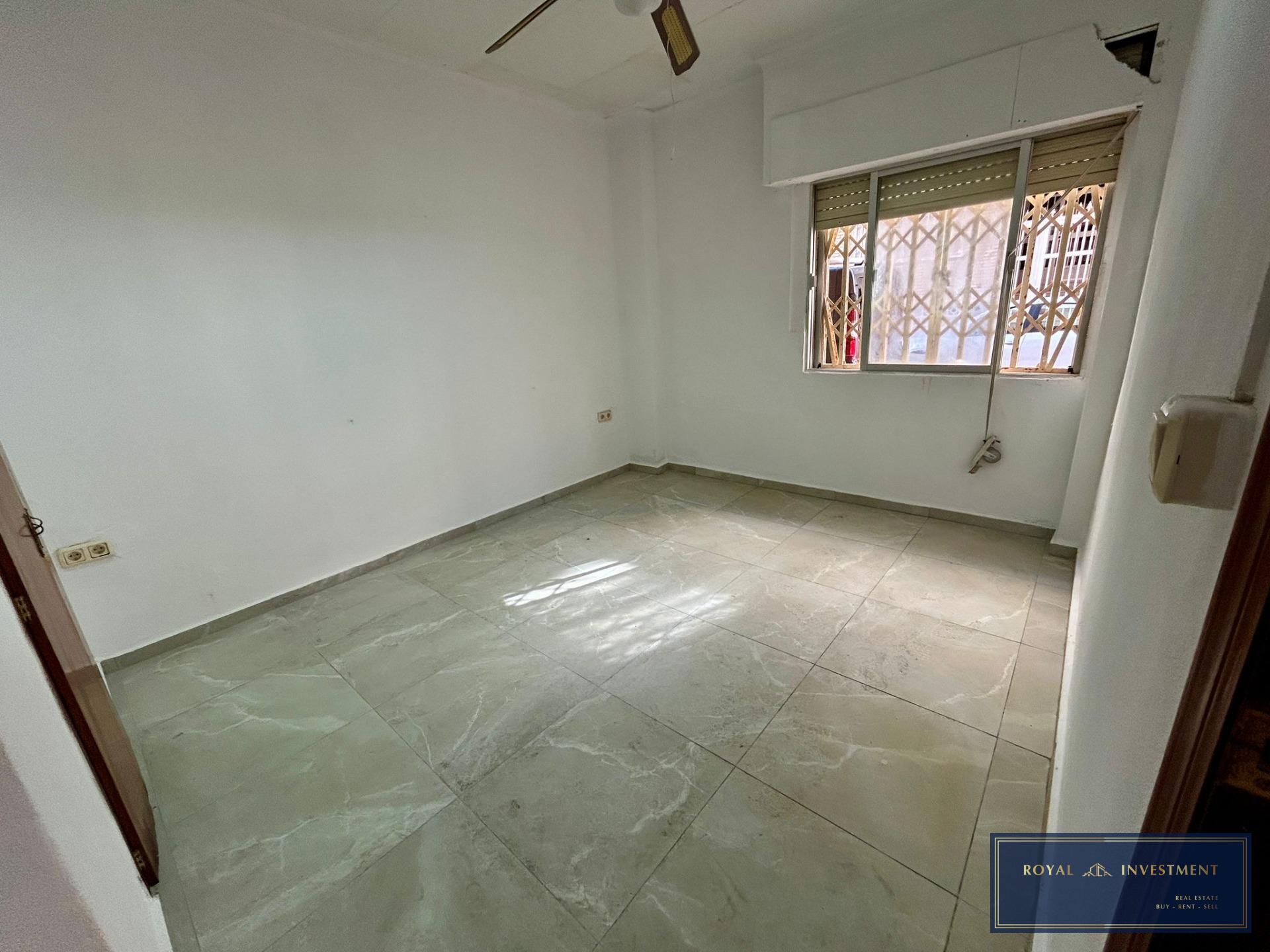 3 Bed, 2 Bath, ApartmentFor Sale, Torrevieja, Alicante