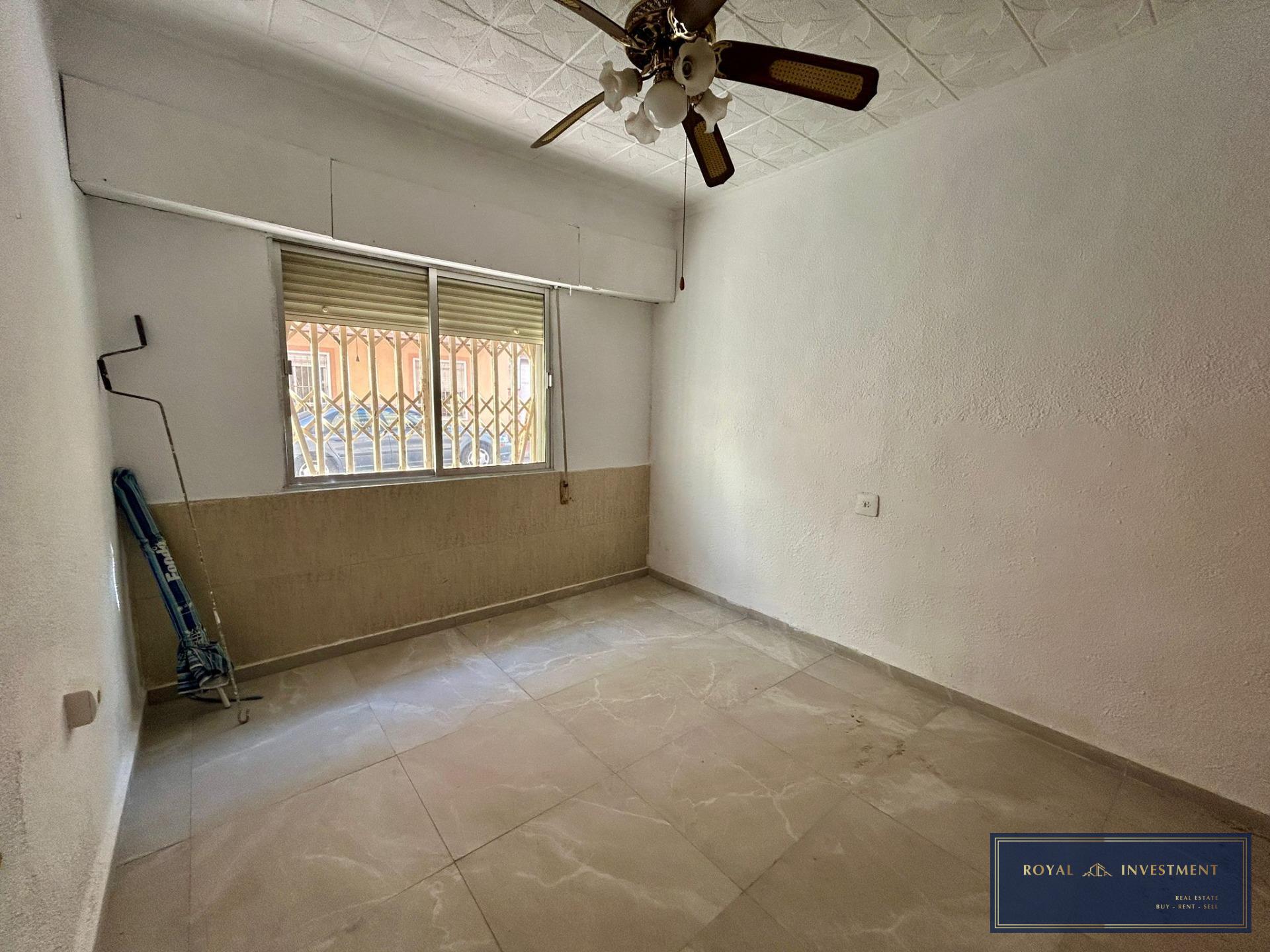 3 Bed, 2 Bath, ApartmentFor Sale, Torrevieja, Alicante