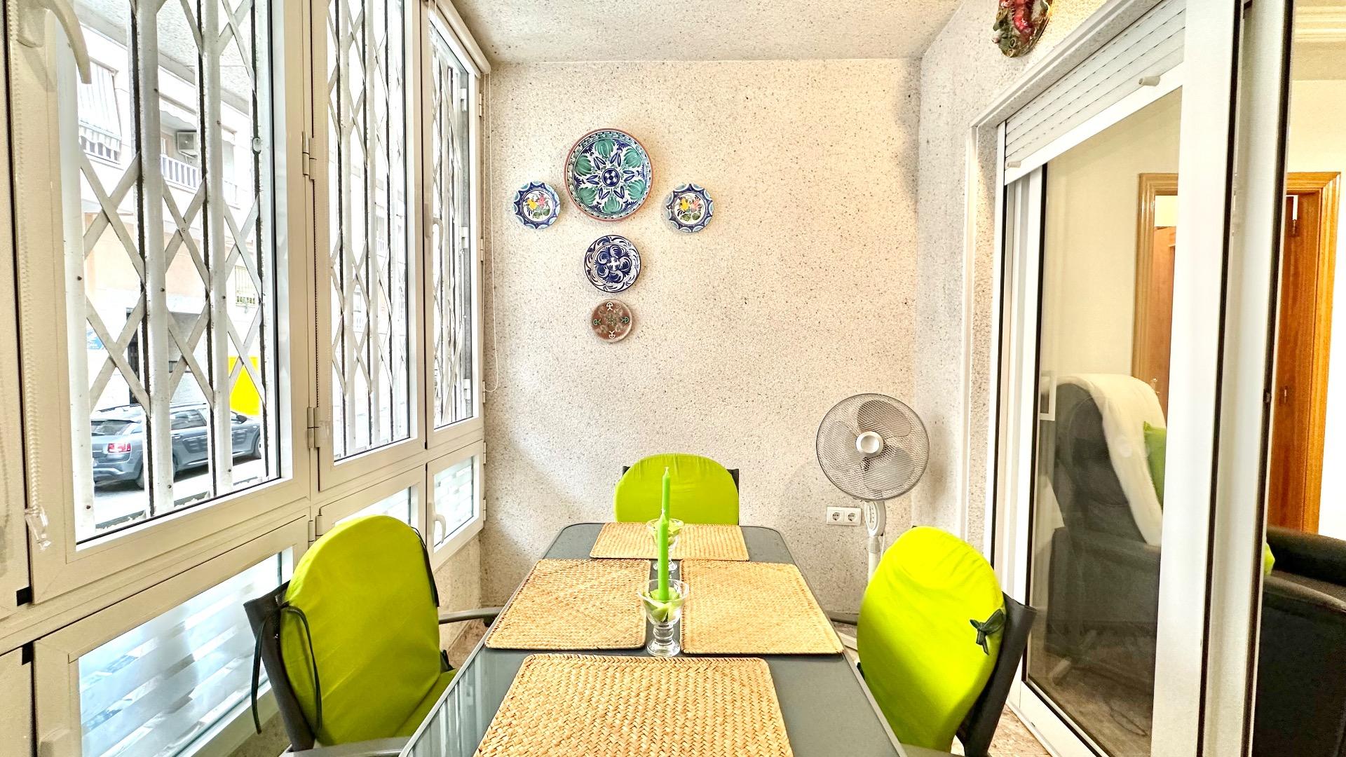 2 Bed, 1 Bath, ApartmentFor Sale, Torrevieja, Alicante