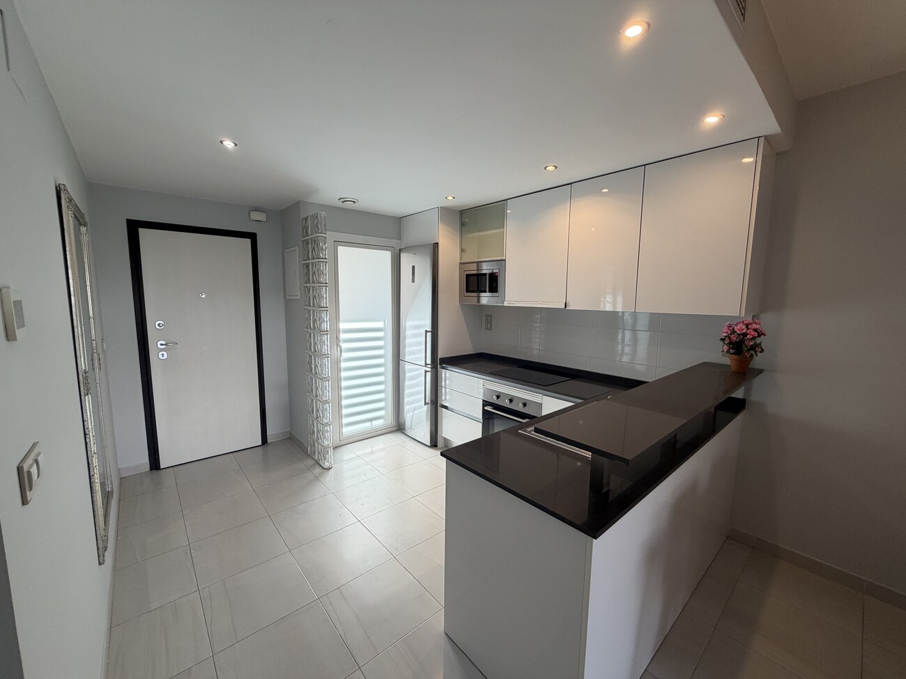 2 Bed, 2 Bath, ApartmentFor Sale, La Zenia, Alicante