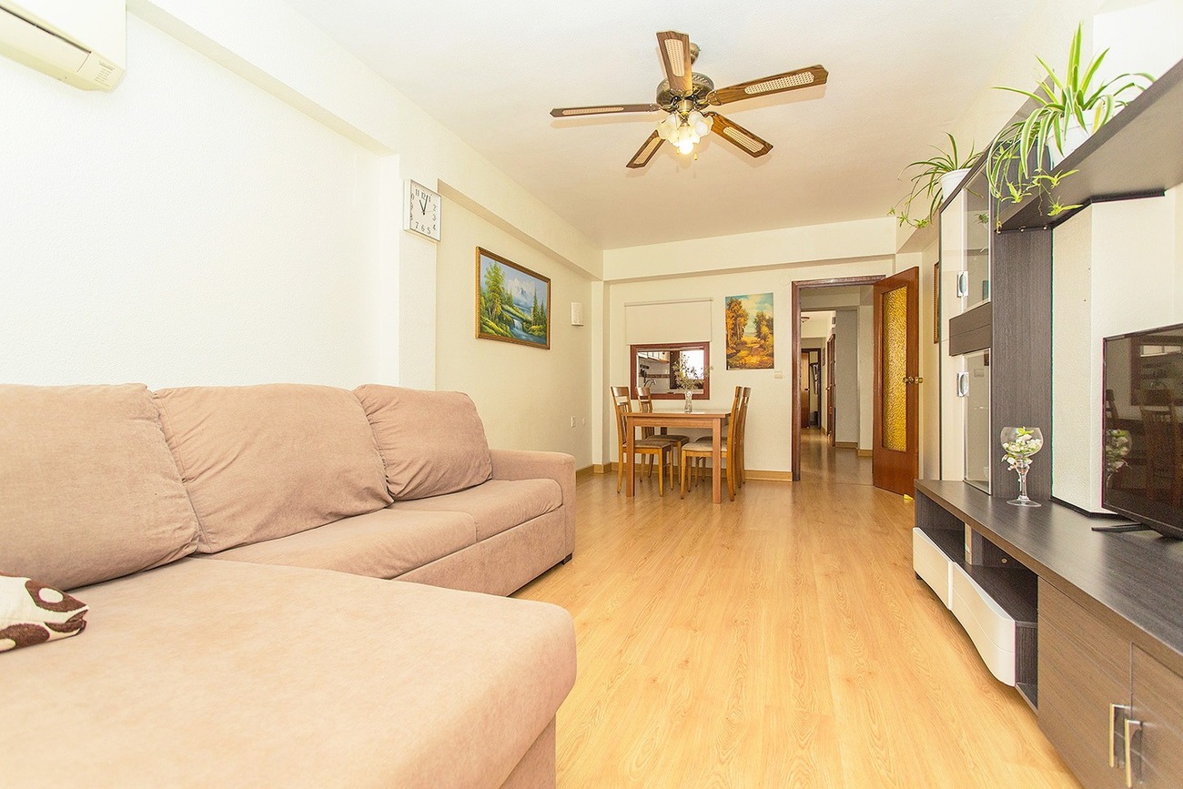 3 Bed, 2 Bath, ApartmentFor Sale, Torrevieja, Alicante