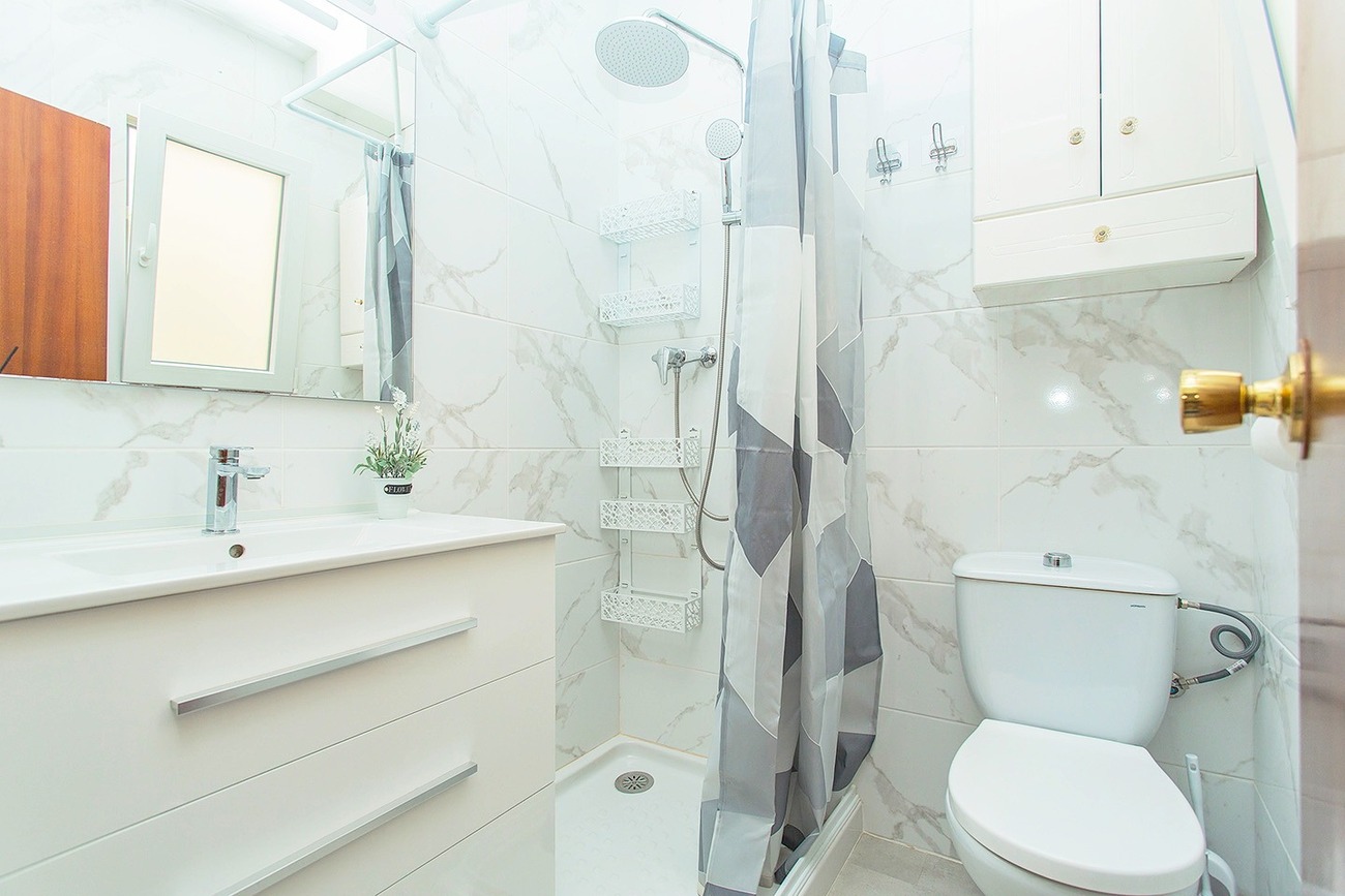 3 Bed, 2 Bath, ApartmentFor Sale, Torrevieja, Alicante