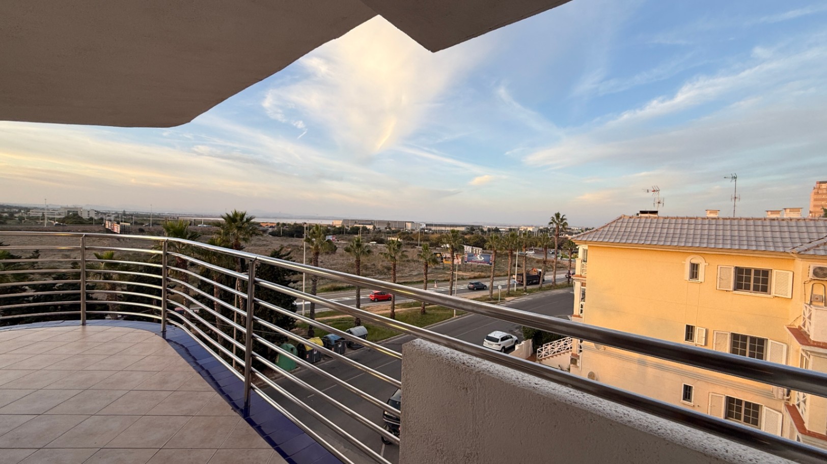 1 Bed, 1 Bath, ApartmentFor Sale, Torrevieja, Alicante