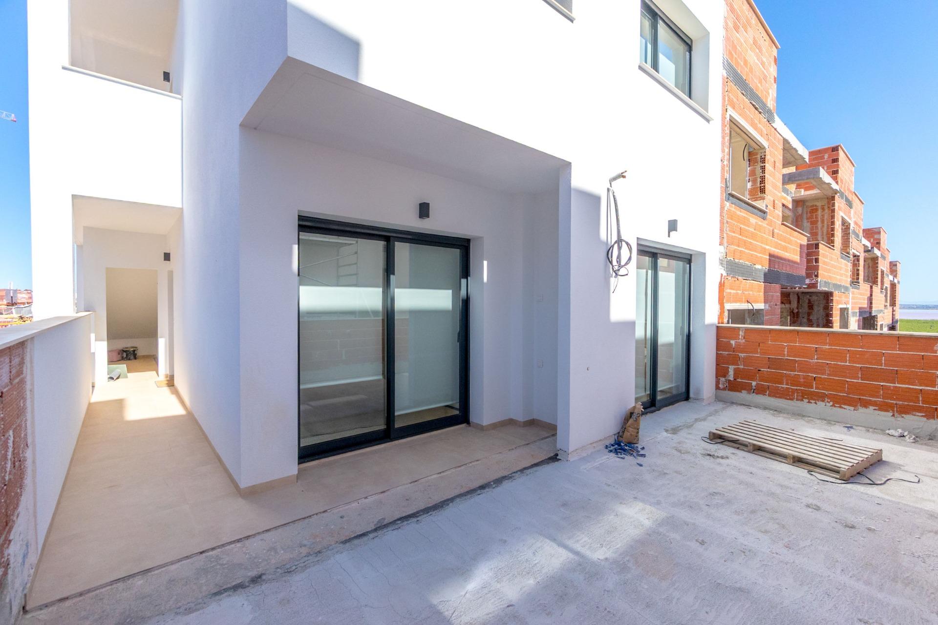 3 Bed, 2 Bath, HouseFor Sale, Torrevieja, Alicante