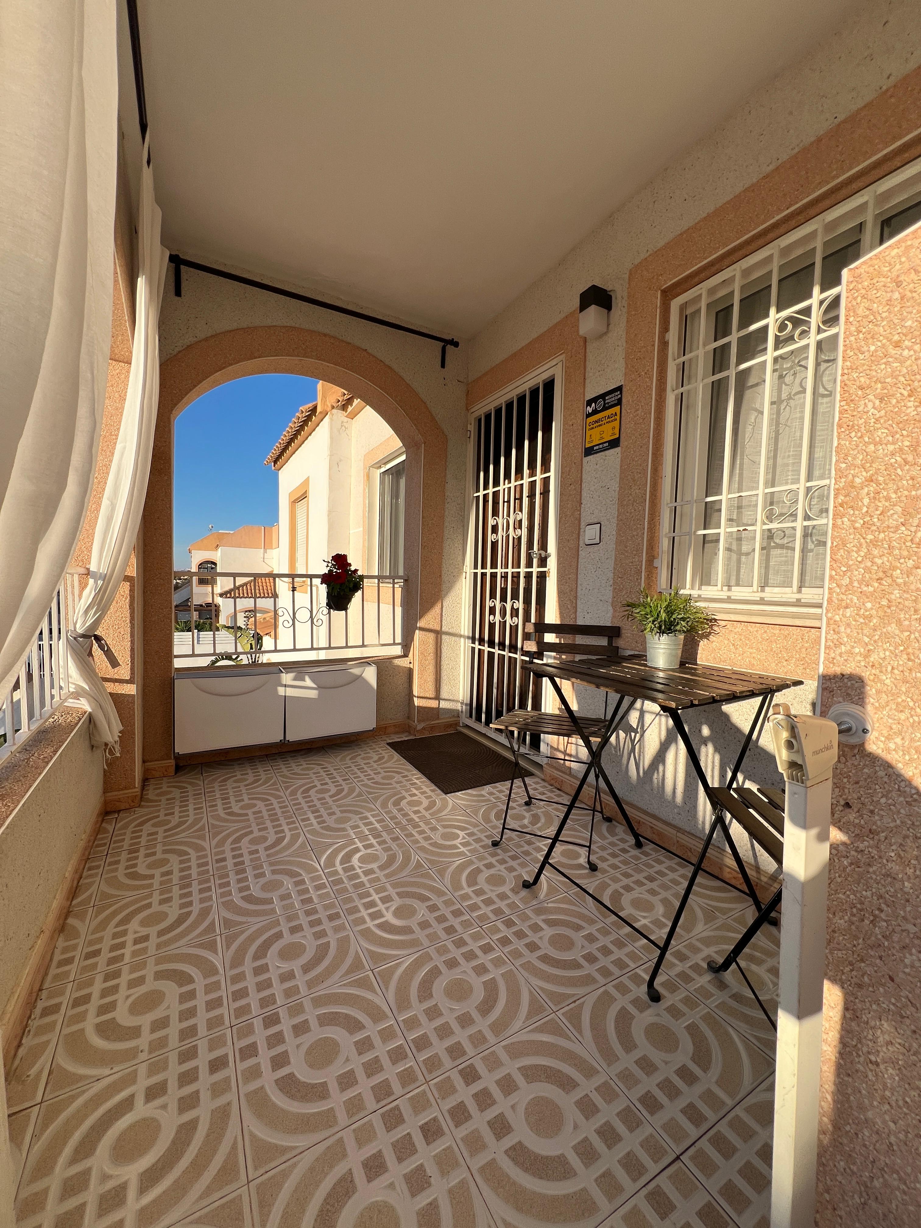 2 Bed, 1 Bath, HouseFor Sale, Torrevieja, Alicante