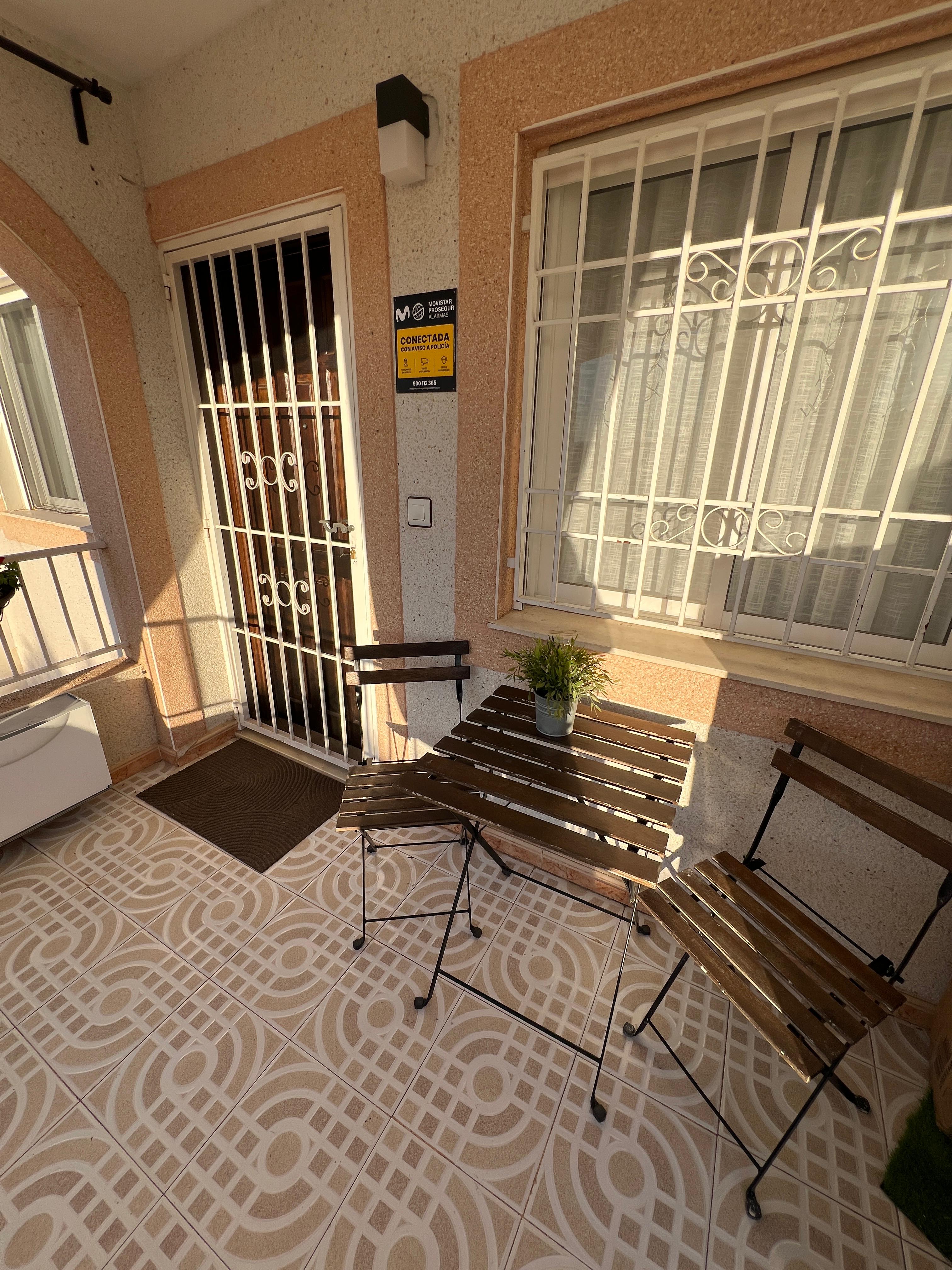 2 Bed, 1 Bath, HouseFor Sale, Torrevieja, Alicante