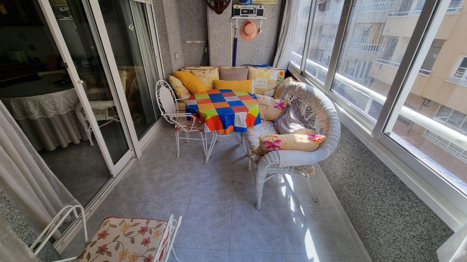 2 Bed, 1 Bath, ApartmentFor Sale, Torrevieja, Alicante
