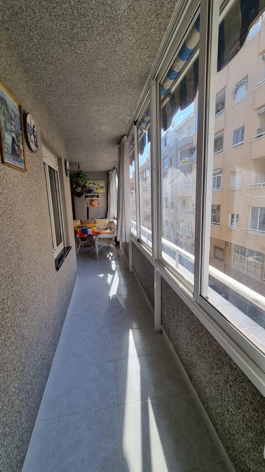 2 Bed, 1 Bath, ApartmentFor Sale, Torrevieja, Alicante