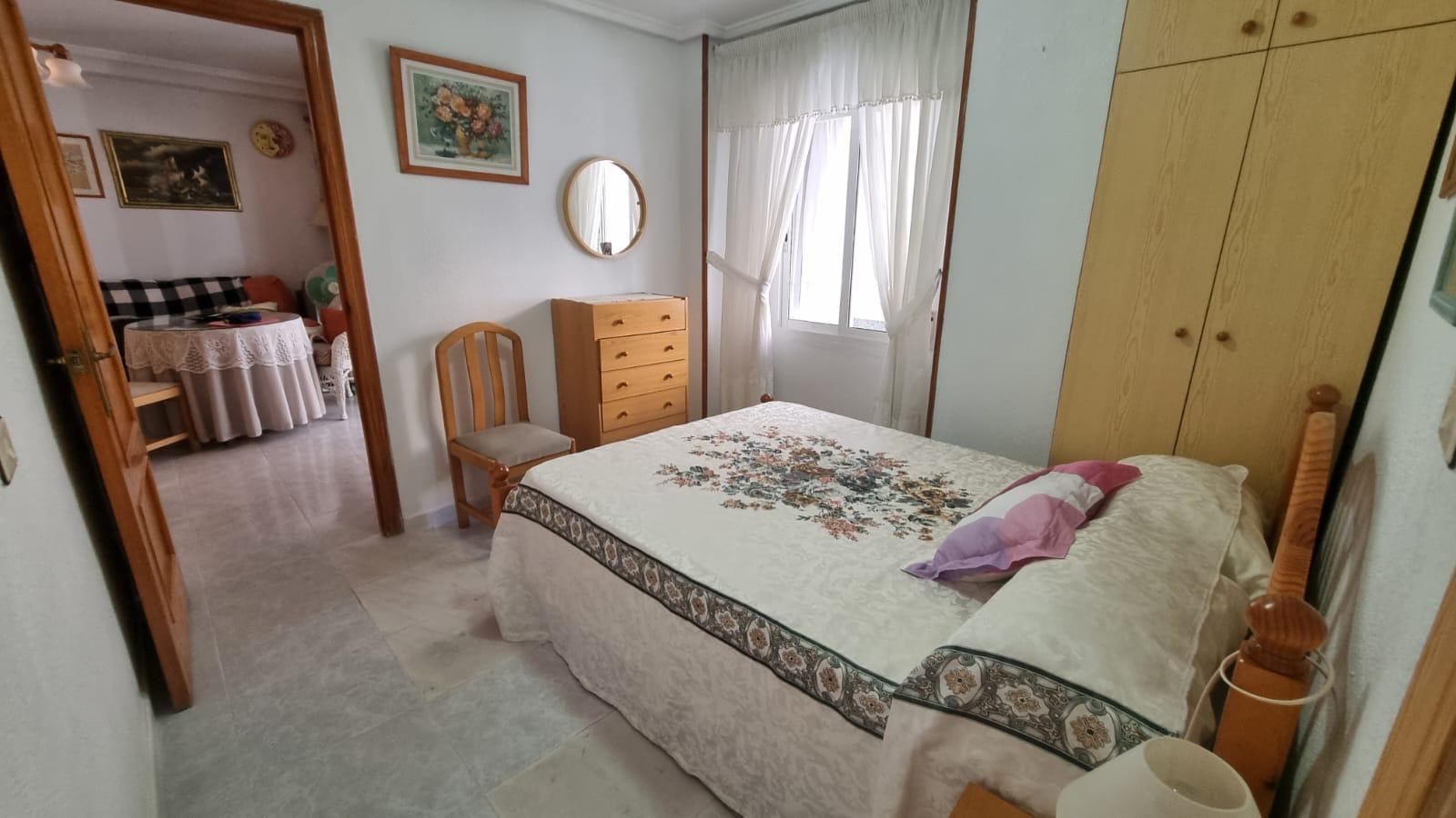 2 Bed, 1 Bath, ApartmentFor Sale, Torrevieja, Alicante