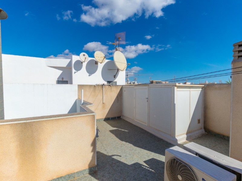 3 Bed, 2 Bath, ApartmentFor Sale, Torrevieja, Alicante