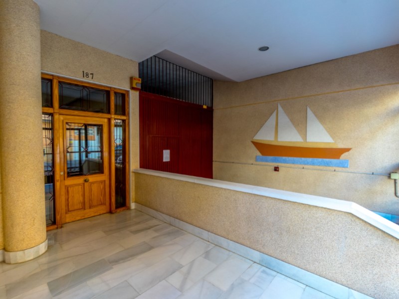 3 Bed, 2 Bath, ApartmentFor Sale, Torrevieja, Alicante