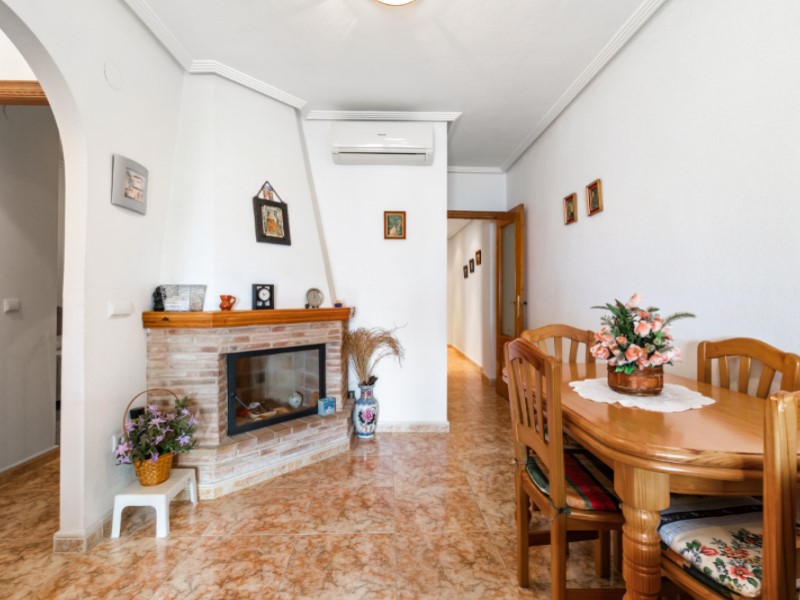 3 Bed, 2 Bath, ApartmentFor Sale, Torrevieja, Alicante