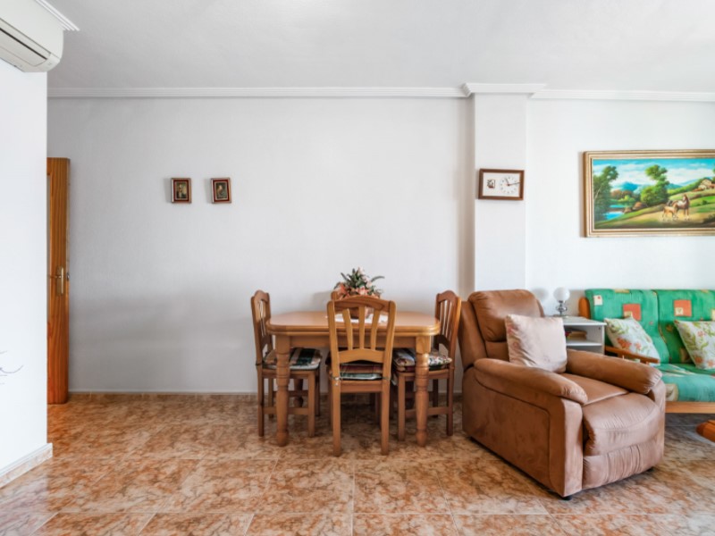3 Bed, 2 Bath, ApartmentFor Sale, Torrevieja, Alicante