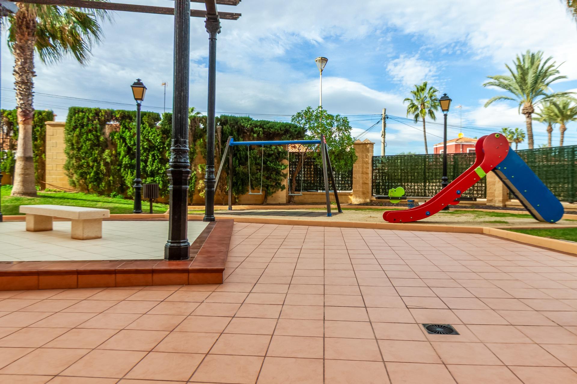 2 Bed, 2 Bath, ApartmentFor Sale, Torrevieja, Alicante