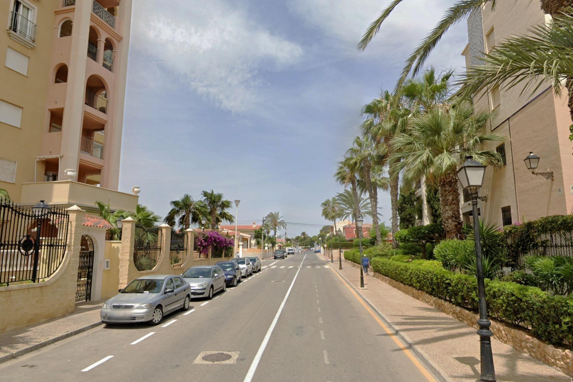 2 Bed, 2 Bath, ApartmentFor Sale, Torrevieja, Alicante
