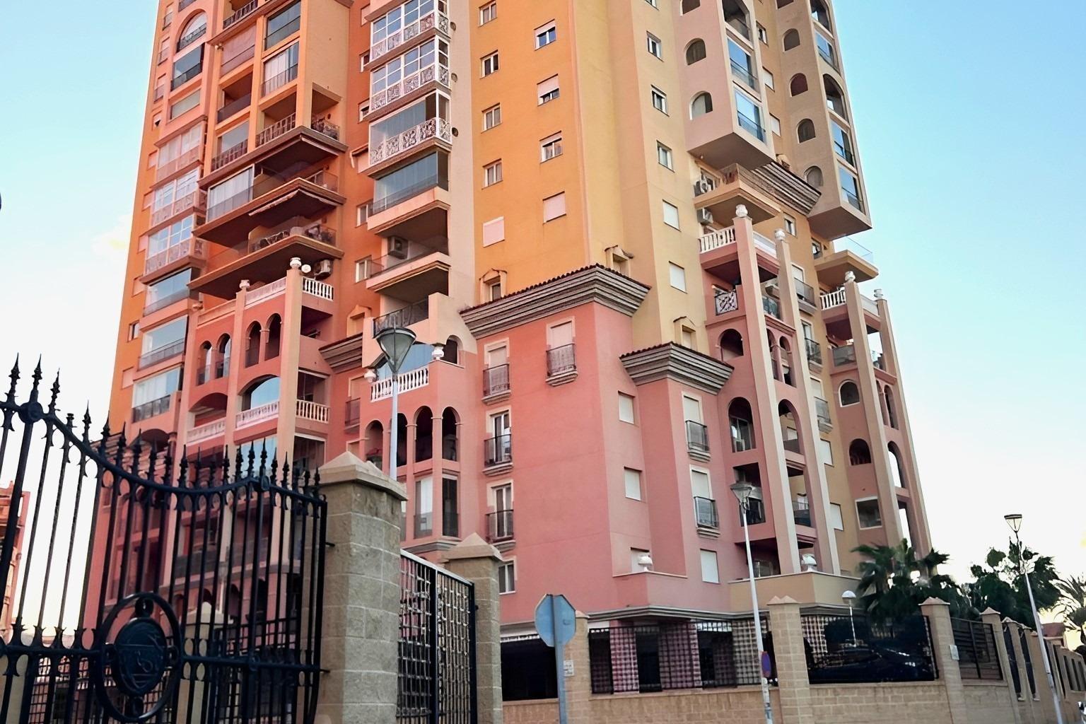 2 Bed, 2 Bath, ApartmentFor Sale, Torrevieja, Alicante