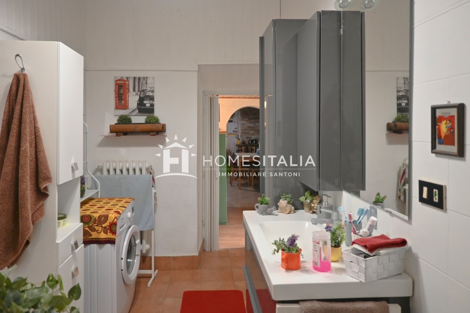 1 Bed, 1 Bath, ApartmentFor Sale, Viterbo, Viterbo, Latium