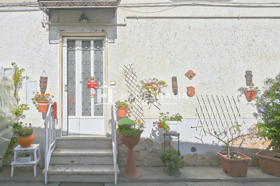 1 Bed, 1 Bath, ApartmentFor Sale, Viterbo, Viterbo, Latium