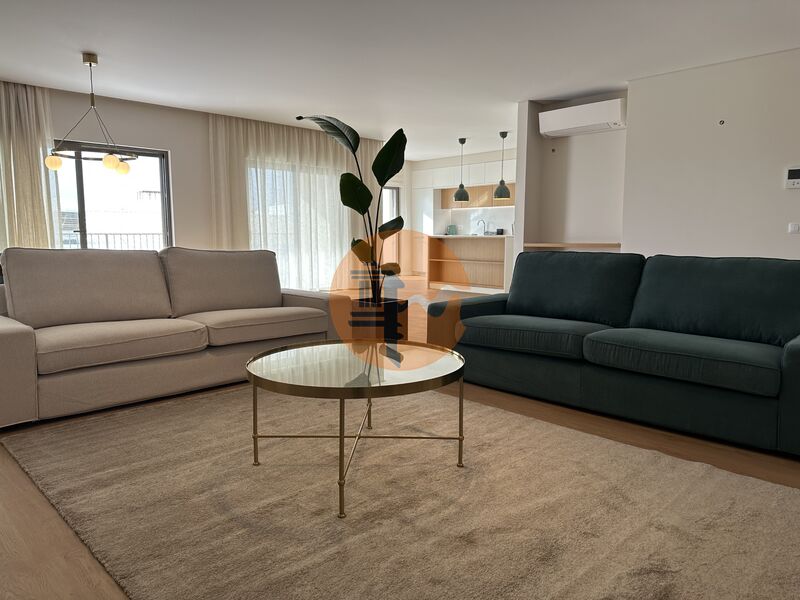 3 Bed, 3 Bath, ApartmentFor Sale, Olhão, Faro