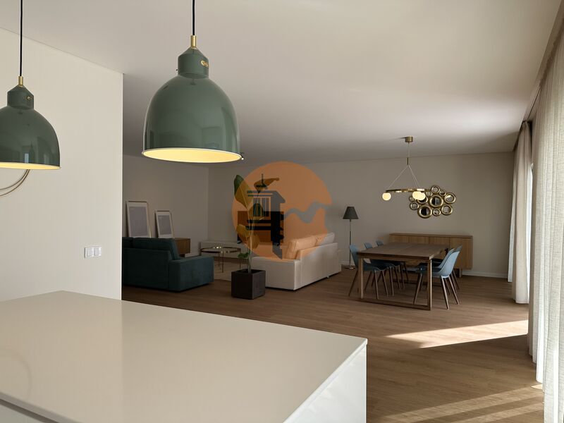 3 Bed, 3 Bath, ApartmentFor Sale, Olhão, Faro