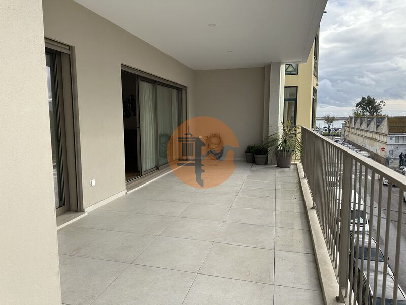 3 Bed, 3 Bath, ApartmentFor Sale, Olhão, Faro