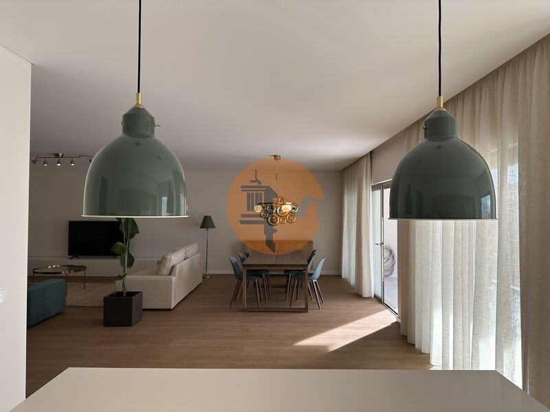 3 Bed, 3 Bath, ApartmentFor Sale, Olhão, Faro