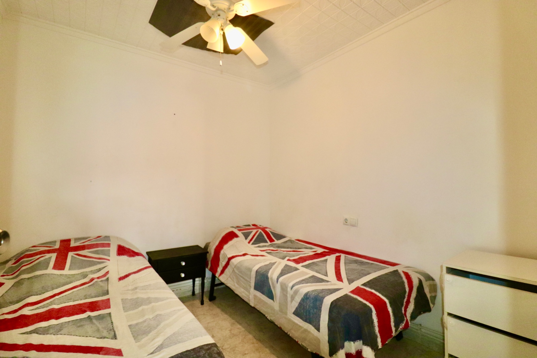 2 Bed, 1 Bath, HouseFor Sale, Torrevieja, Alicante