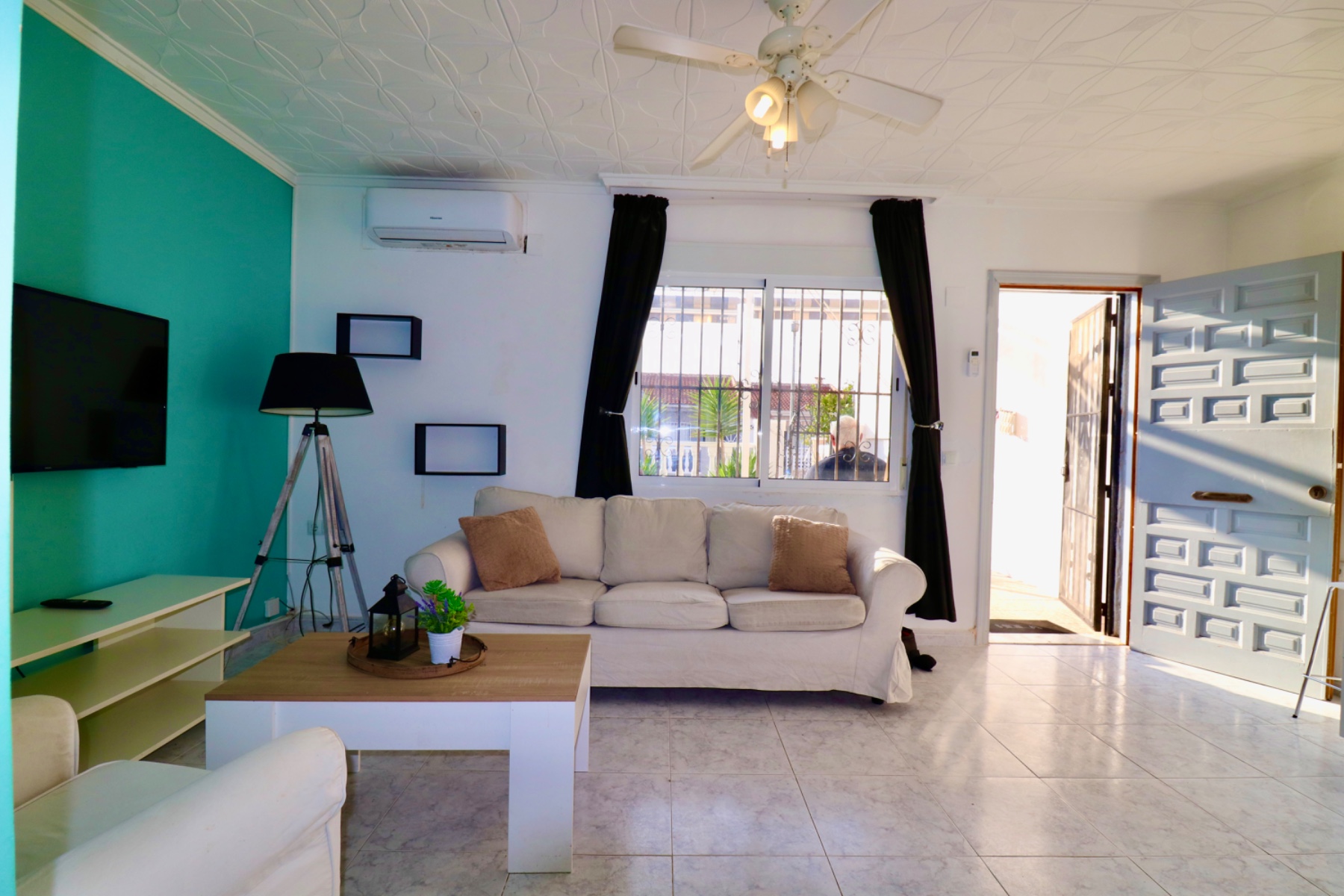 2 Bed, 1 Bath, HouseFor Sale, Torrevieja, Alicante