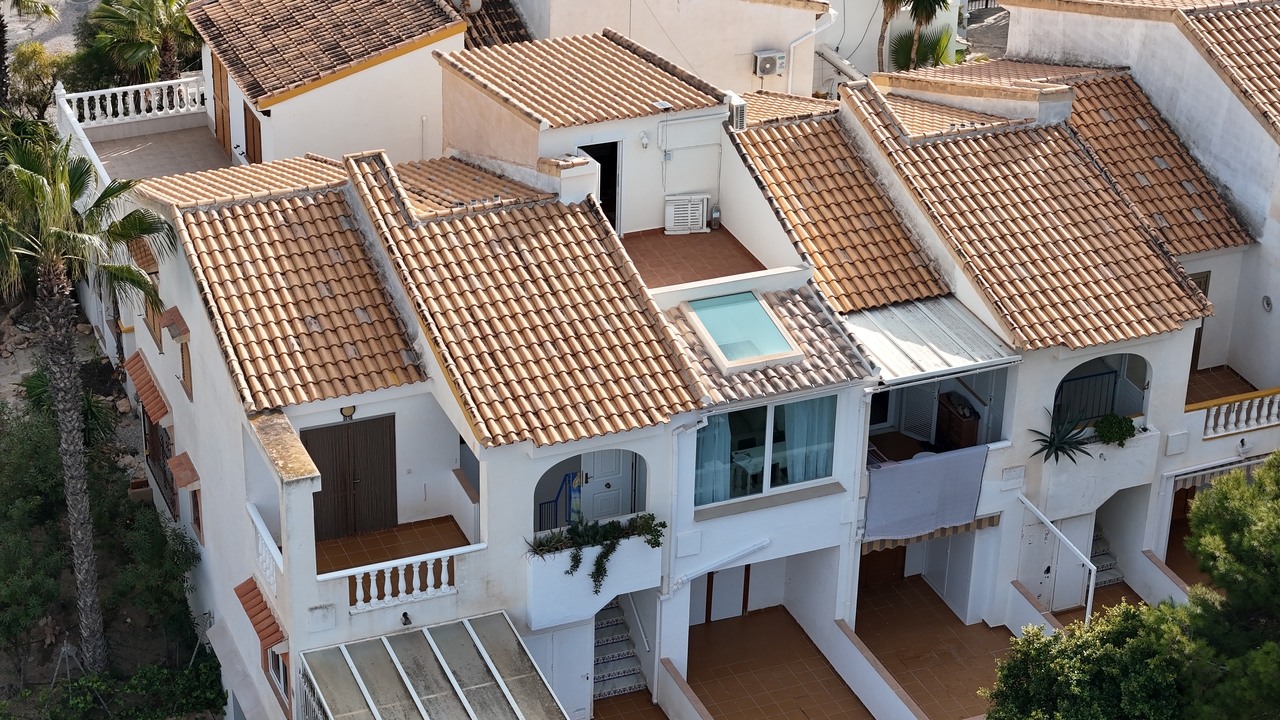 2 Bed, 1 Bath, ApartmentFor Sale, La Mata, Alicante
