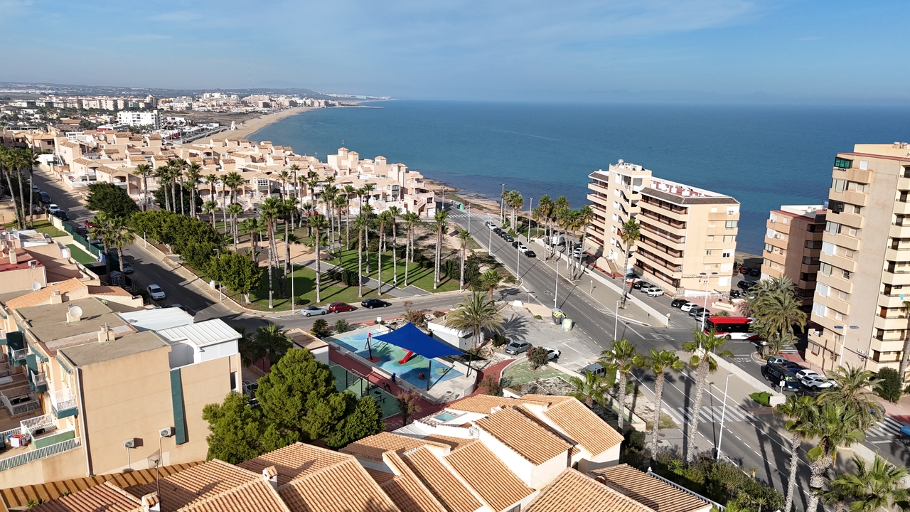 2 Bed, 1 Bath, ApartmentFor Sale, La Mata, Alicante
