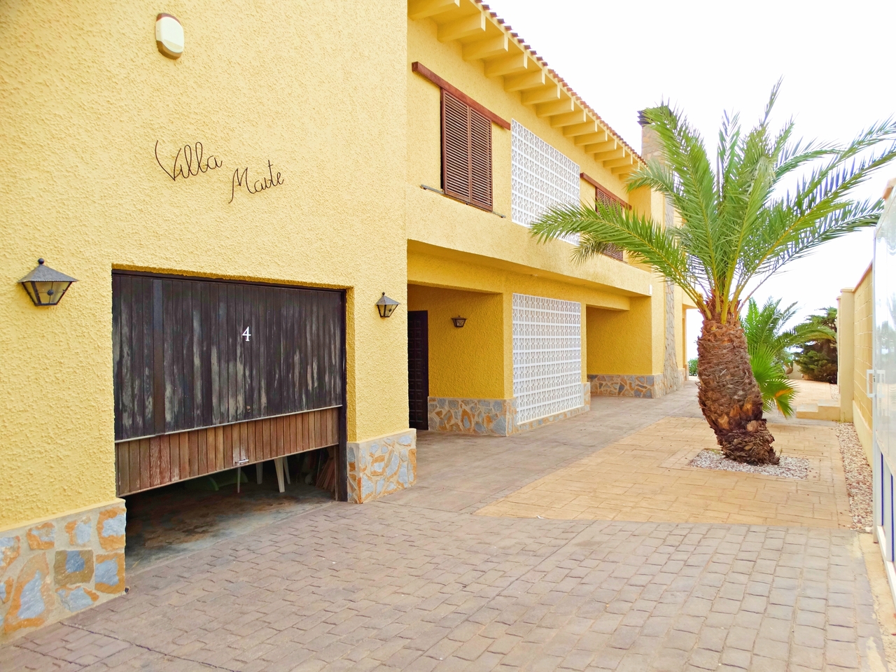 8 Bed, 4 Bath, HouseFor Sale, Cabo Roig, Alicante