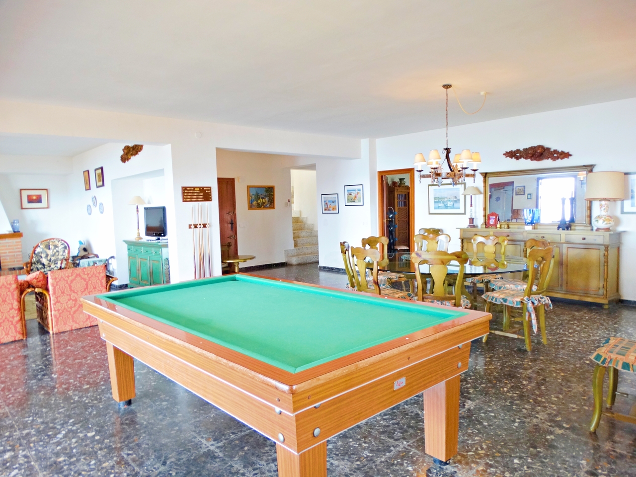 8 Bed, 4 Bath, HouseFor Sale, Cabo Roig, Alicante